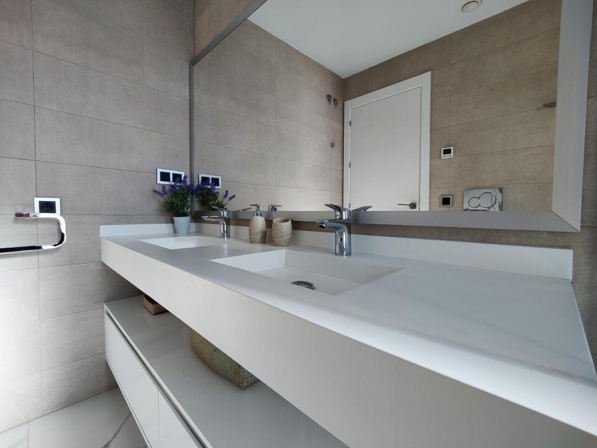 Sunset Drive Superb Apartment เบนิดอร์ม ภายนอก รูปภาพ
