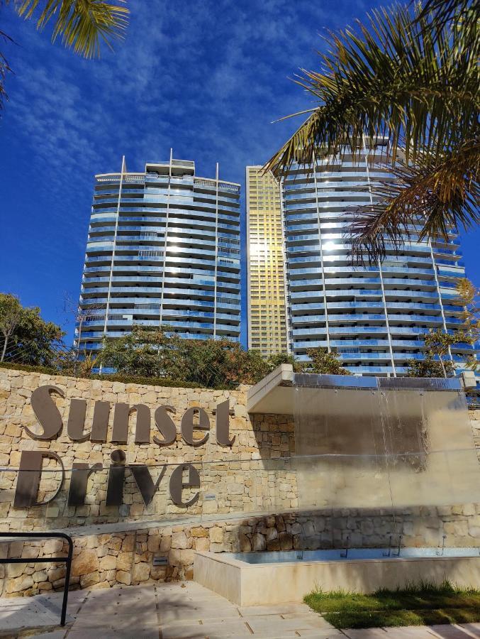 Sunset Drive Superb Apartment เบนิดอร์ม ภายนอก รูปภาพ